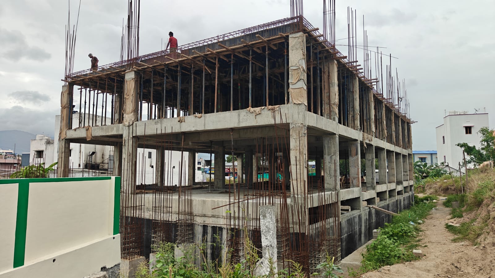 Mirthini Hospital construction — photo 5 of 5